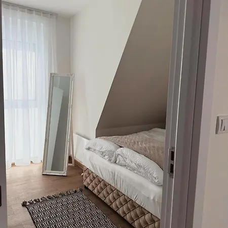 Apartment Divcibarski Pogledi *